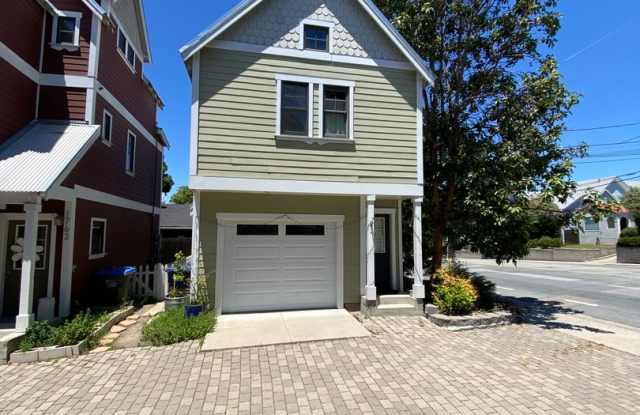 Studio townhouse with attached garage close to Downtown SLO photos photos