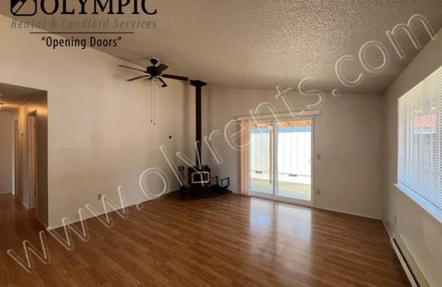 4940 Cottage Ln SE Gallery 2