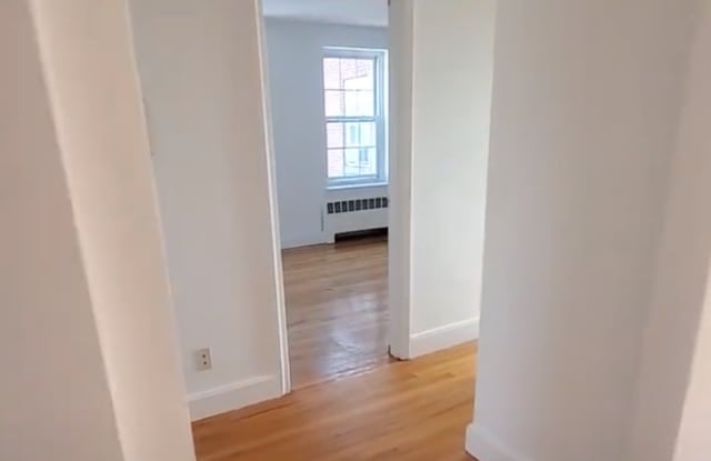 Sunny, Great Value Brookline 2-Bed; Heat/Hot water and Parking Incl! photos photos