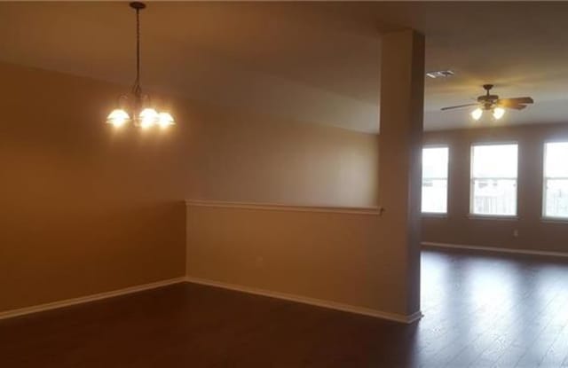 9512 Castle Pines DR Gallery 4