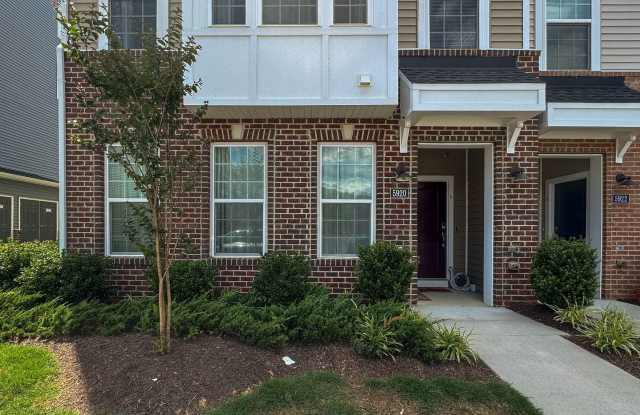Ideal Entertainer's Dream Home in Richmond! Gallery 4