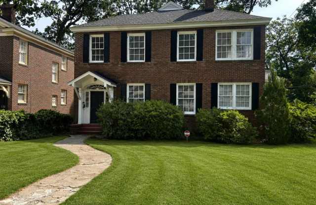 3 Bedrooms | 1 Bathroom | USC Area – Upstairs Duplex photos photos 3 Bedrooms | 1 Bathroom | USC Area – Upstairs Duplex photos photos