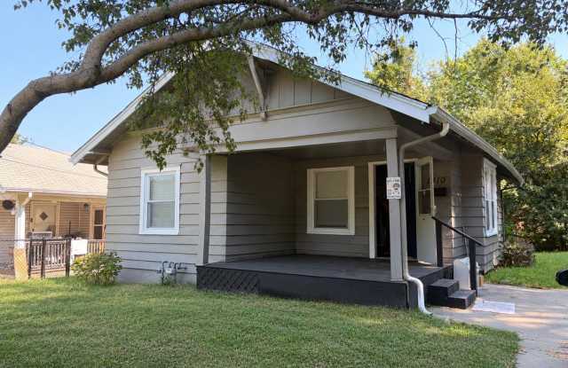 2 Bed 1 Bath + Bonus Room photos photos 2 Bed 1 Bath + Bonus Room photos photos