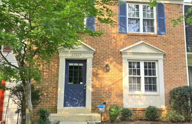 17325 SANDY KNOLL DR photos photos