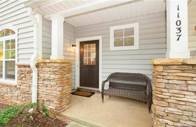 11037 Dundarrach Lane Gallery 2