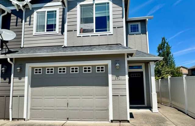 COMING SOON - EZ access to 205 within minutes - Wonderful 3 Bedroom Townhome photos photos