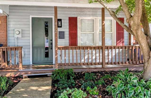 1012 PEACH ORCHARD Lane Gallery 1