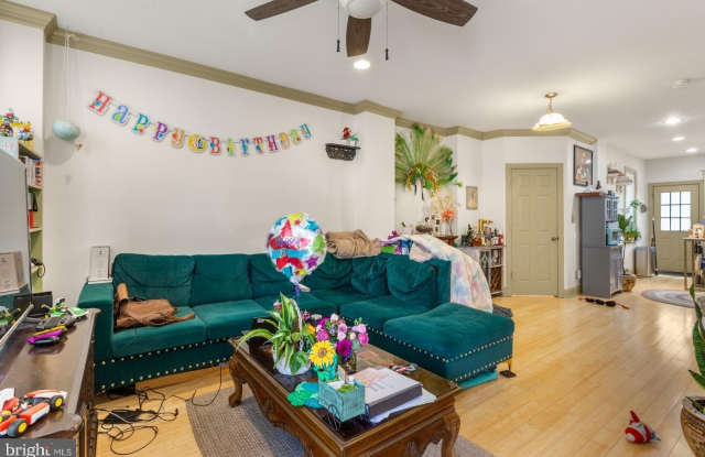 139 DAVIS Street photos photos