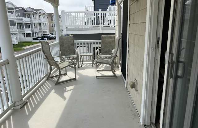 5417 Asbury Avenue Gallery 3