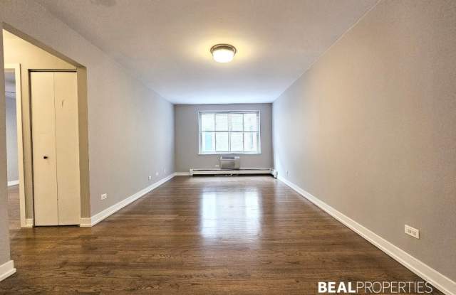 530 W Oakdale Ave photos photos 530 W Oakdale Ave photos photos