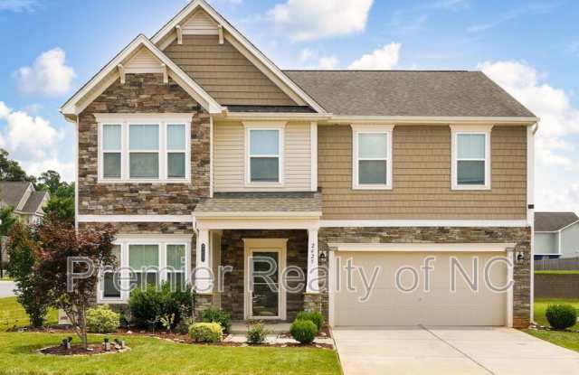 2425 Dog Leg Dr photos photos