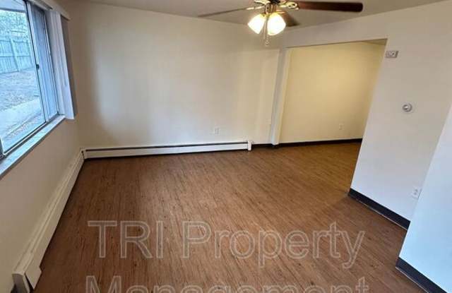 2019 4th Avenue- 2 photos photos