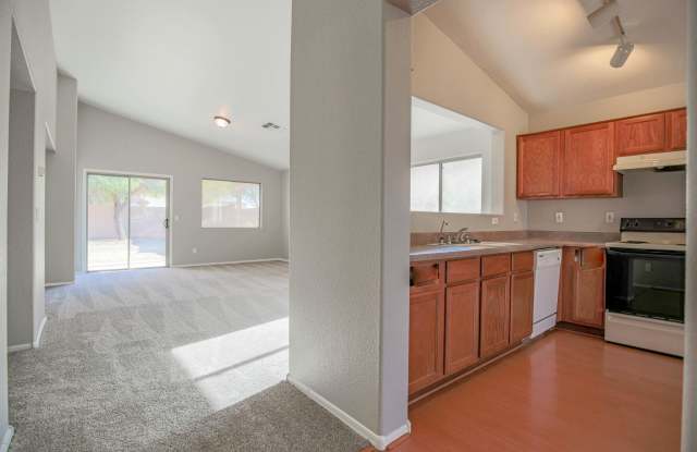 14937 W SkyHawk Way Gallery 4