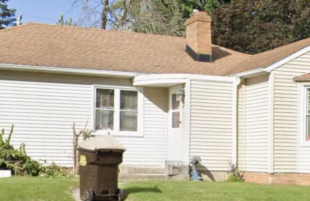 1432 W American St photos photos