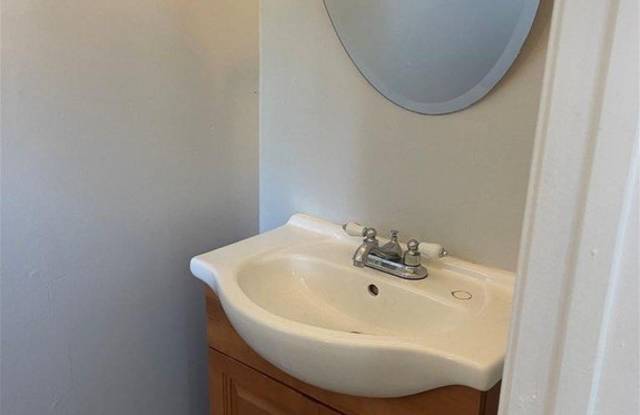 4741 Eldon Court Gallery 3