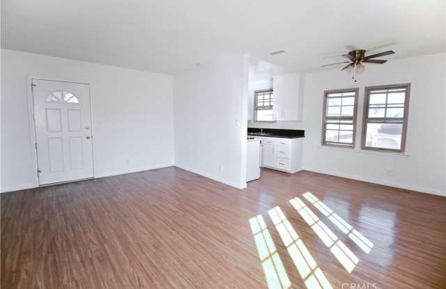 6951 Simpson Avenue photos photos