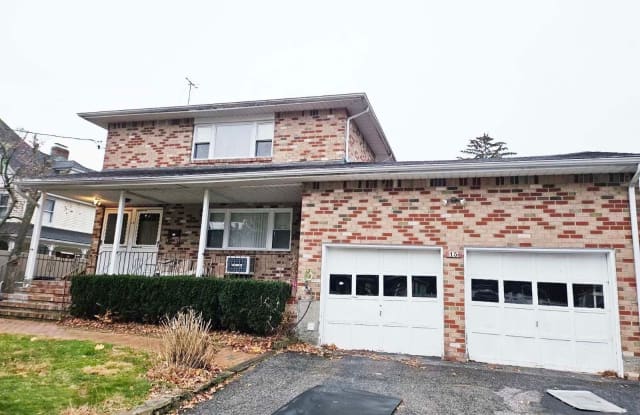 15 Franklin Avenue - 15 Franklin Avenue, Glen Cove, NY 11542