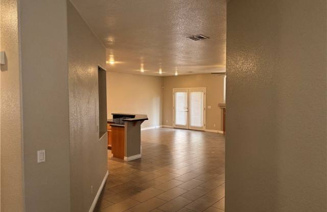 10628 S Olivebranch Avenue Gallery 3