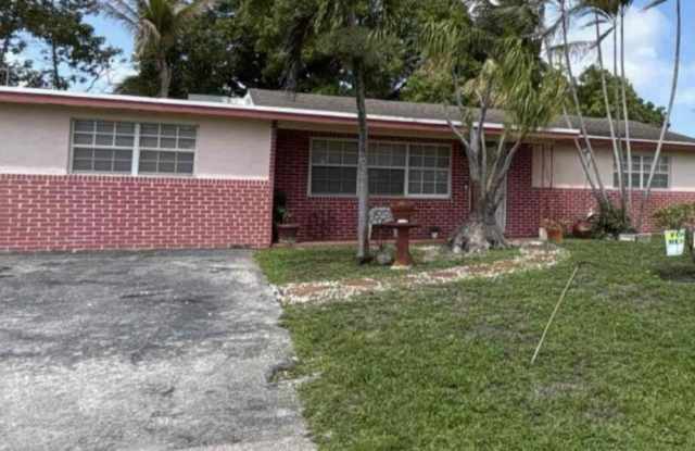 171 SE 28th Avenue photos photos