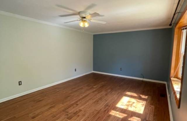 350 Valley View Drive Gallery 3
