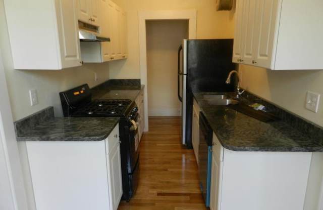 ALLSTON 2BED / 1BATH WITH HEAT AND HW FOR SEPTEMBER 2026 photos photos