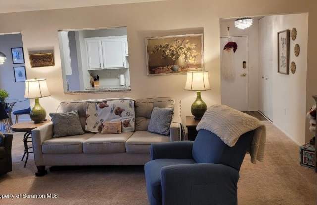 1506 Summit Pointe - 1506 Summit Pointe, Scranton, PA 18508