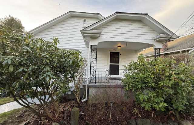 5701 30th Avenue Northeast photos photos