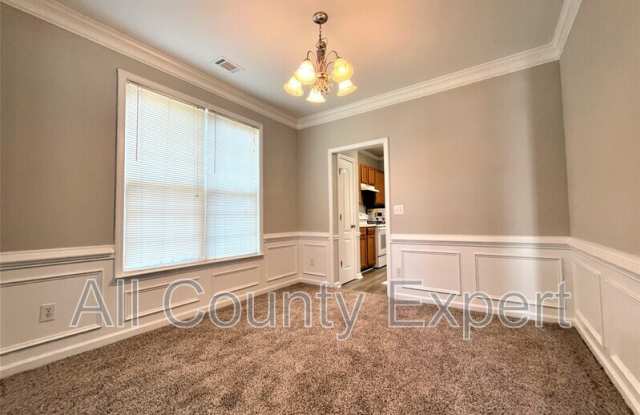 2370 Temple View Ct Gallery 3
