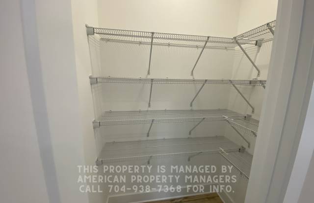 840 S 4th St Unit B Gallery 4