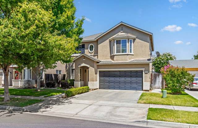 Spacious  Family-Friendly 4 Bedroom Home for Rent in Prime Turlock Location - 4162 Piccadilly Ln photos photos