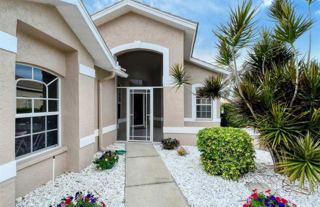 9492 FOREST HILLS CIRCLE Gallery 2
