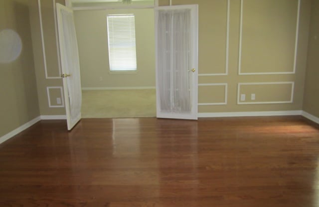 4005 Foxtail Ln Gallery 3