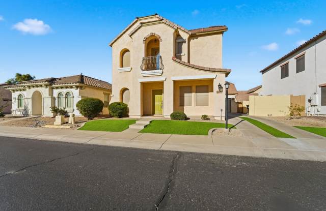 Beautiful 3-bedroom, 2-bathroom residence in the lively city of Mesa, Arizona! - 7732 East Albany Street, Mesa, AZ 85207