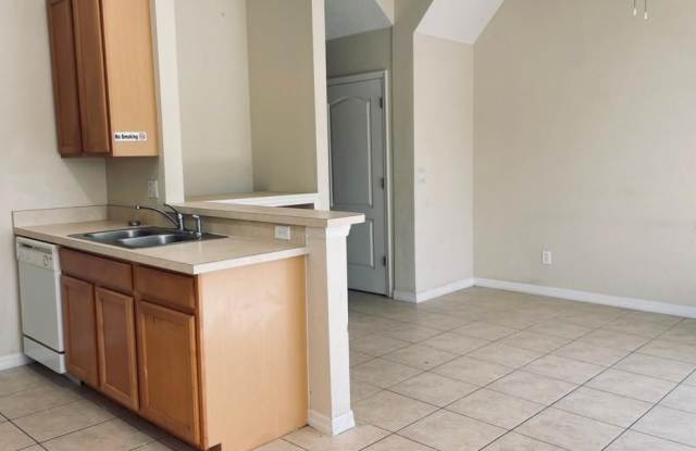 2325 CARAVELLE CIRCLE Gallery 2