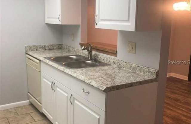 5535 PENTAIL CIRCLE Gallery 2