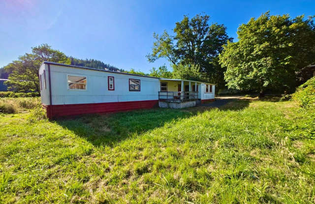 3bd/2bath Available Now! - 189 East C Avenue, Drain, OR 97435