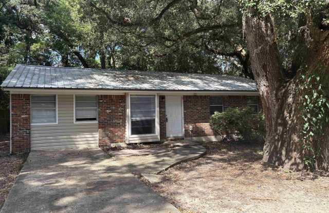 2922 Oakwood Drive photos photos 2922 Oakwood Drive photos photos