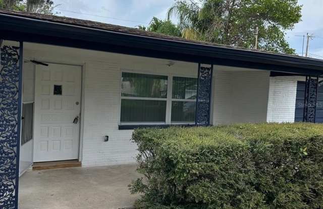 5811 APPLETREE Road Gallery 2