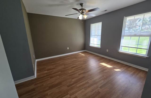 15200 Fern Hollow Ct Gallery 4