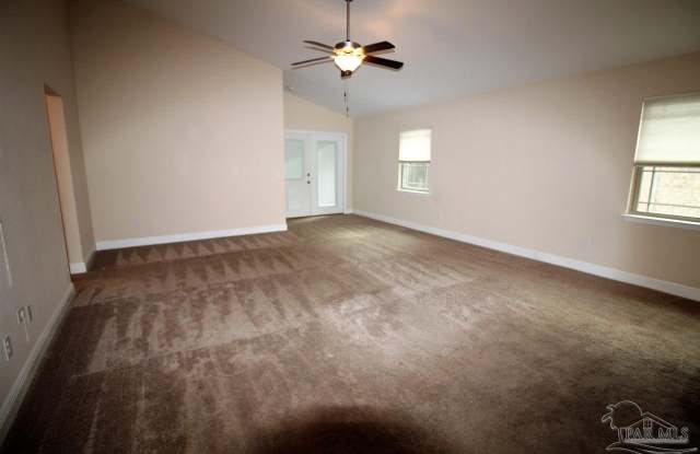 632 Edith Ln Gallery 2