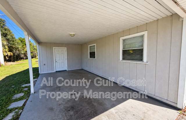 1905 57th Ave W Gallery 2