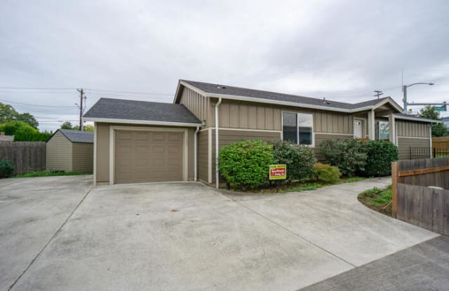 2607 Unander Avenue - 2607 Unander Avenue, Vancouver, WA 98660