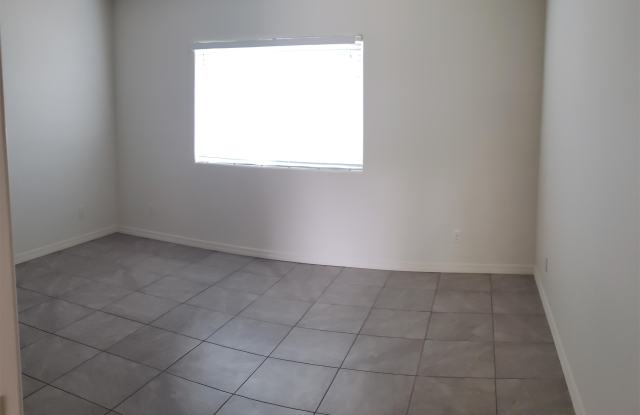 1331 East Willetta Street -01 Gallery 3