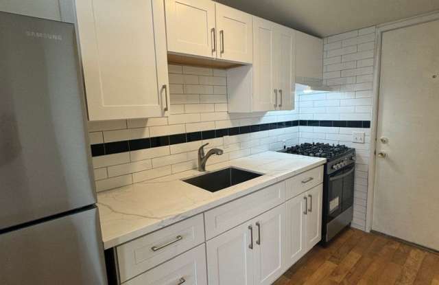 Remodeled Studio Apartment near Downtown Bend! photos photos