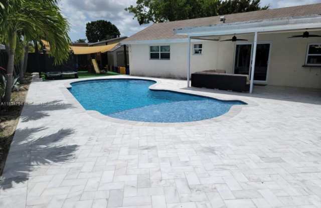 12041 NW 34th Pl. photos photos