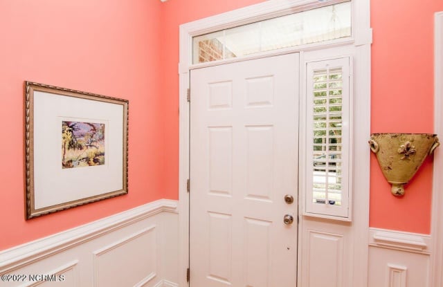4925 Whitner Drive Gallery 2