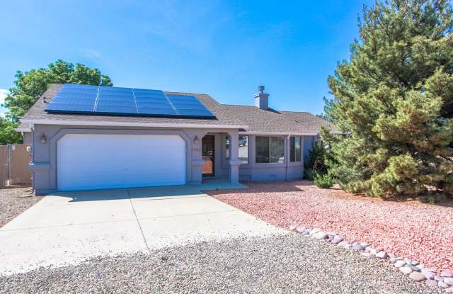 3 Bedroom 2 bathroom in Prescott Valley Gallery 1