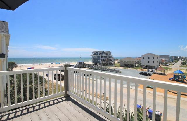 5BR, 4BA Townhome - Pet Friendly with Beach Views *SEASONAL RENTAL* photos photos