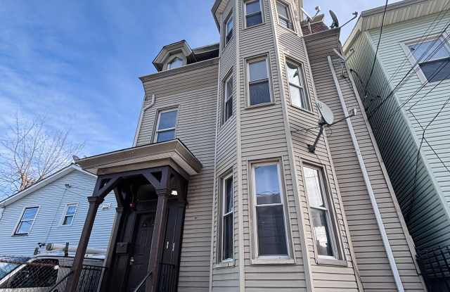 393 Straight St photos photos