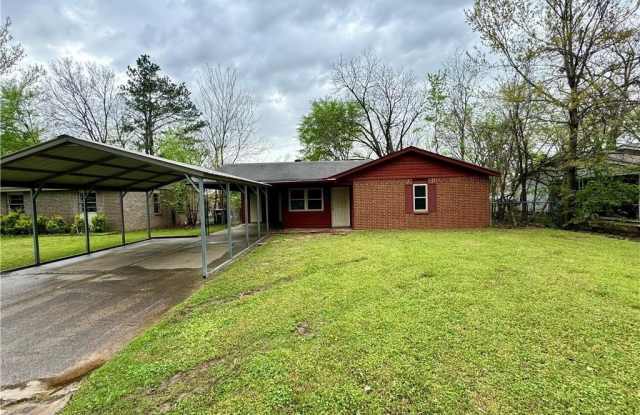 10 Lura LN - 10 Lura Lane, Van Buren, AR 72956